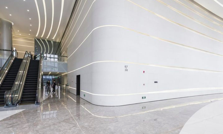 上海白玉蘭廣場(chǎng)寫(xiě)字樓大堂 上海白玉蘭廣場(chǎng)寫(xiě)字樓大堂