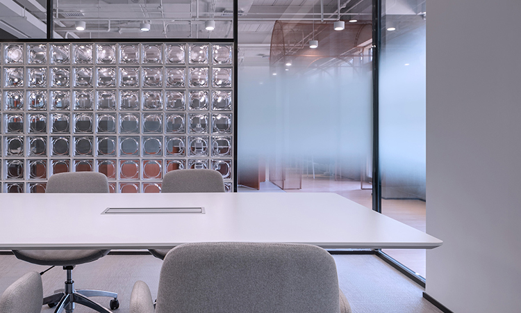 上海辦公室裝修公司辦公區(qū)環(huán)境 上海辦公室裝修公司辦公區(qū)環(huán)境