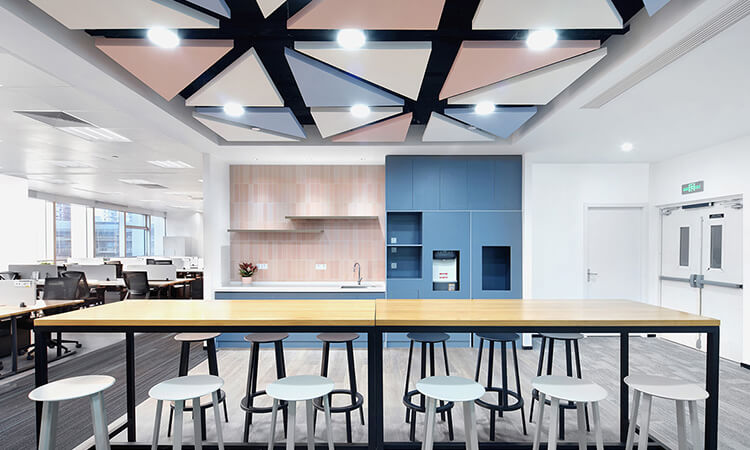 小型辦公會(huì)議室吊燈效果圖