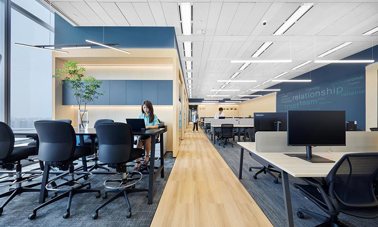 專業辦公室裝修公司工作環境