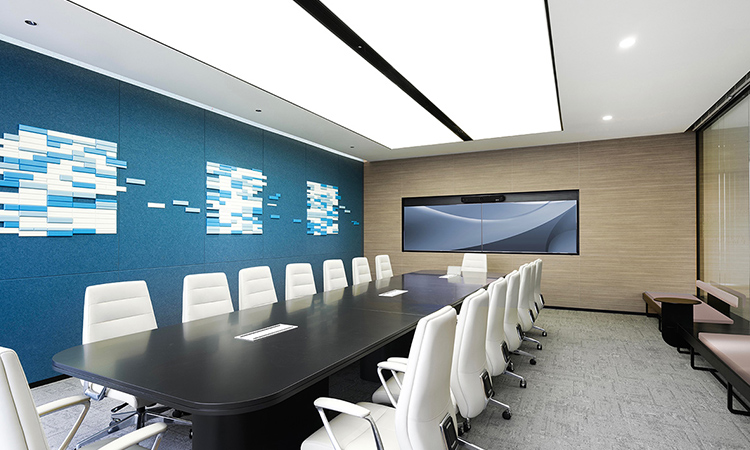 氣派的會(huì)議室完工照