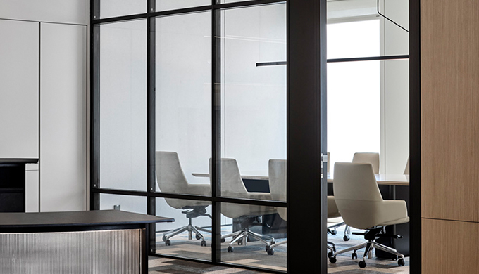 上海200平商務(wù)風辦公室裝修設(shè)計方案